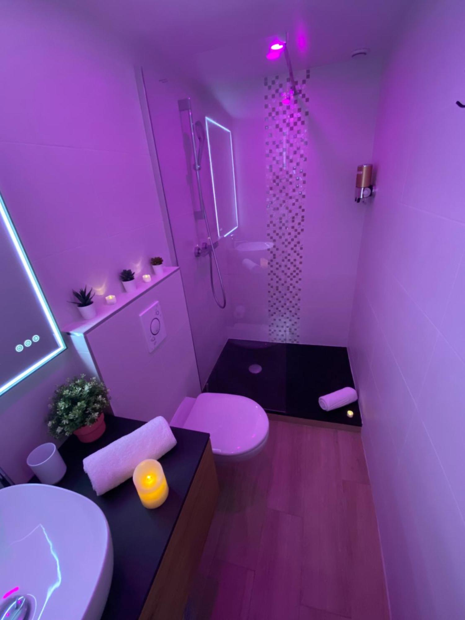 L'Escale Balneo'Romantique - Loveroom - Jacuzzi & Petit Dejeuner Villiers-sur-Marne Extérieur photo