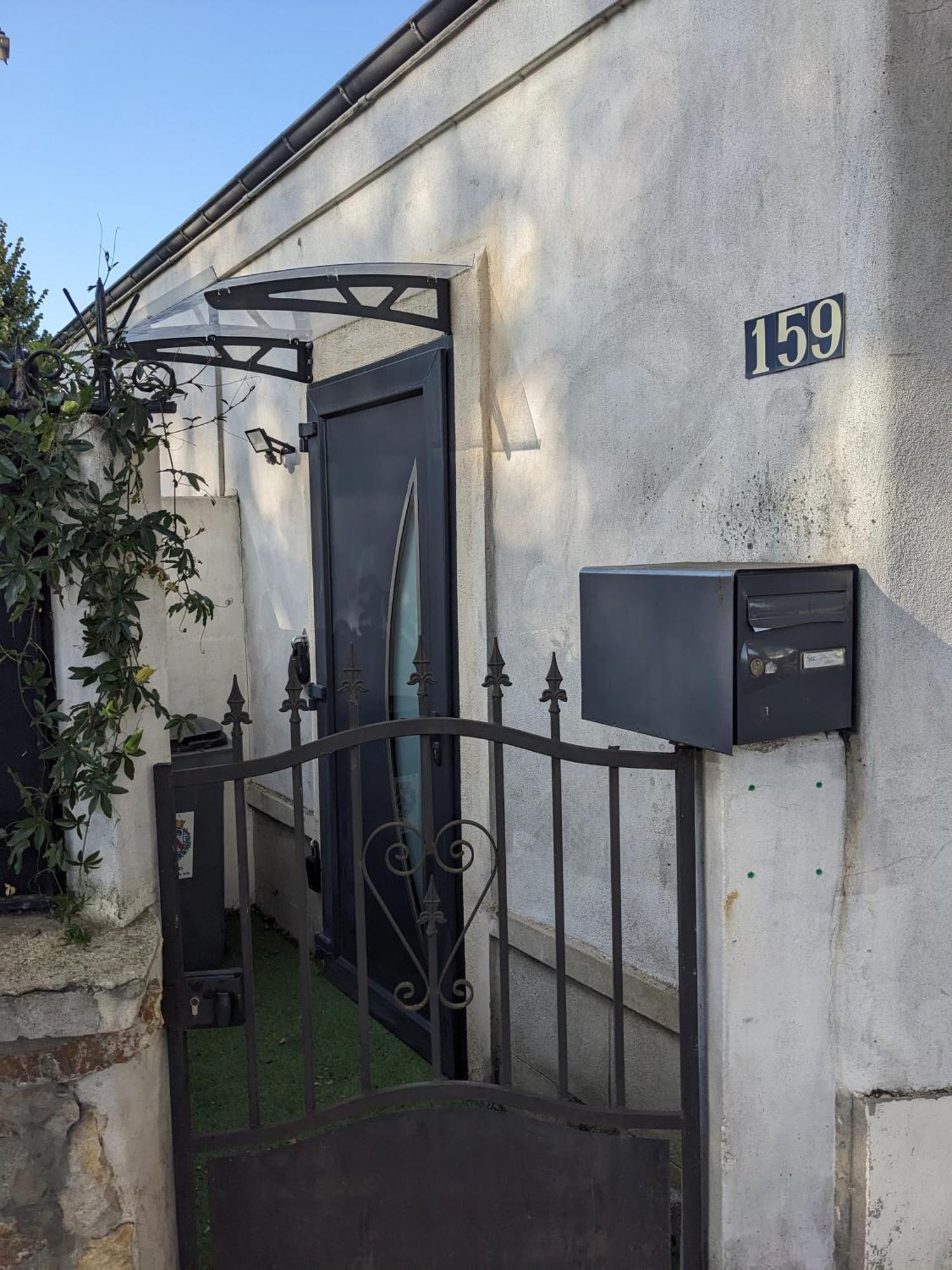 L'Escale Balneo'Romantique - Loveroom - Jacuzzi & Petit Dejeuner Villiers-sur-Marne Extérieur photo